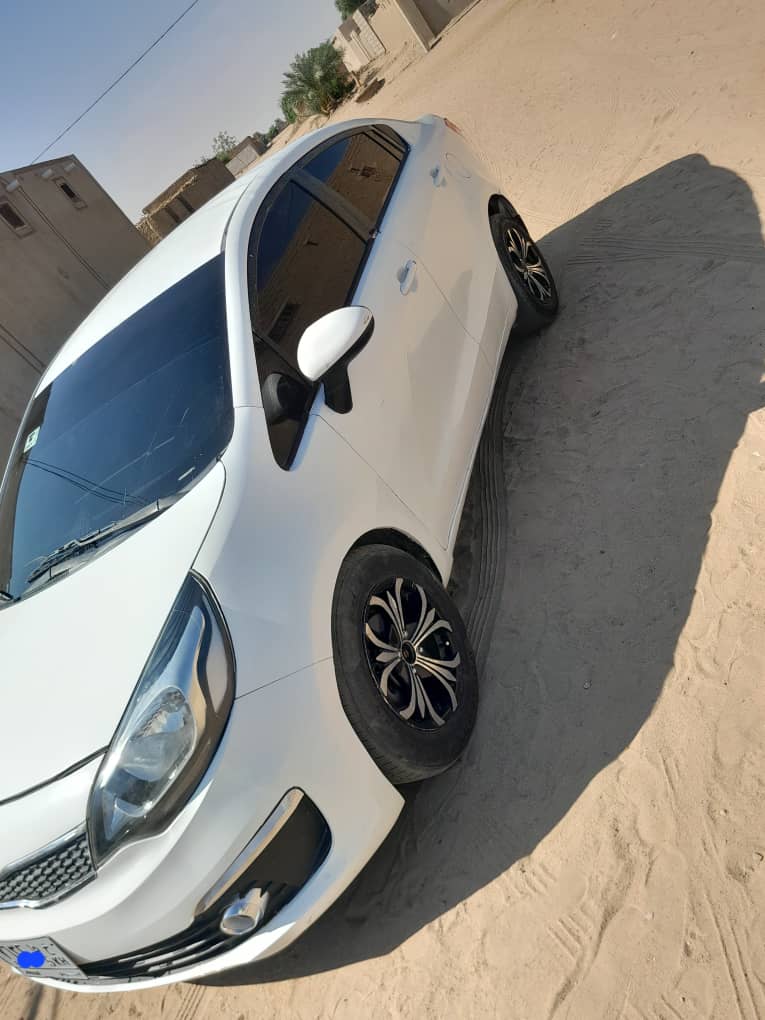 كيا ريو 2015
