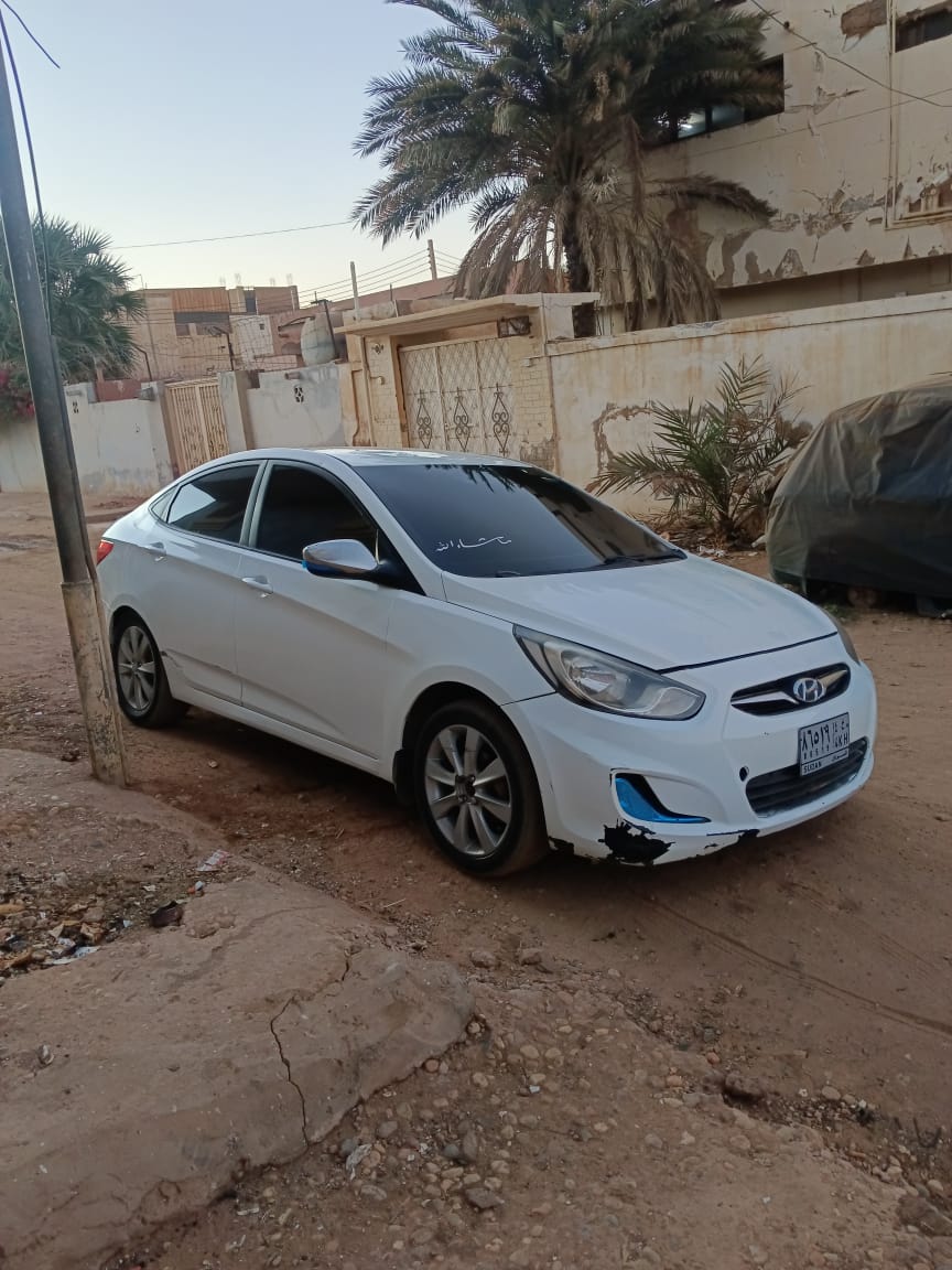 🌍اسراء العالمية للسيارات🌍  ✨مضلع ✨ موديل 2013 ✨ترخيص جديد ✨مكنة فل  ✨جربوكس فل ✨عضم نضيف  ✨لساتك جديدة  ✨شاشة  ✨كشافات  ✨ضباب  ✨صالون نضيف ✨ بهيه تلاقيط ✨مكان المعاينة ام درمان  💸السعر 28 اكرامية 💸عموله 300 من المشتري  ✳️